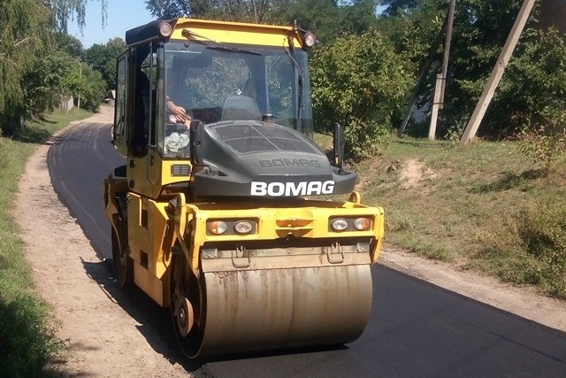 На ремонт автошляхів Чернігівщини УКБ облдержадміністрації використало понад 162 мільйона гривень