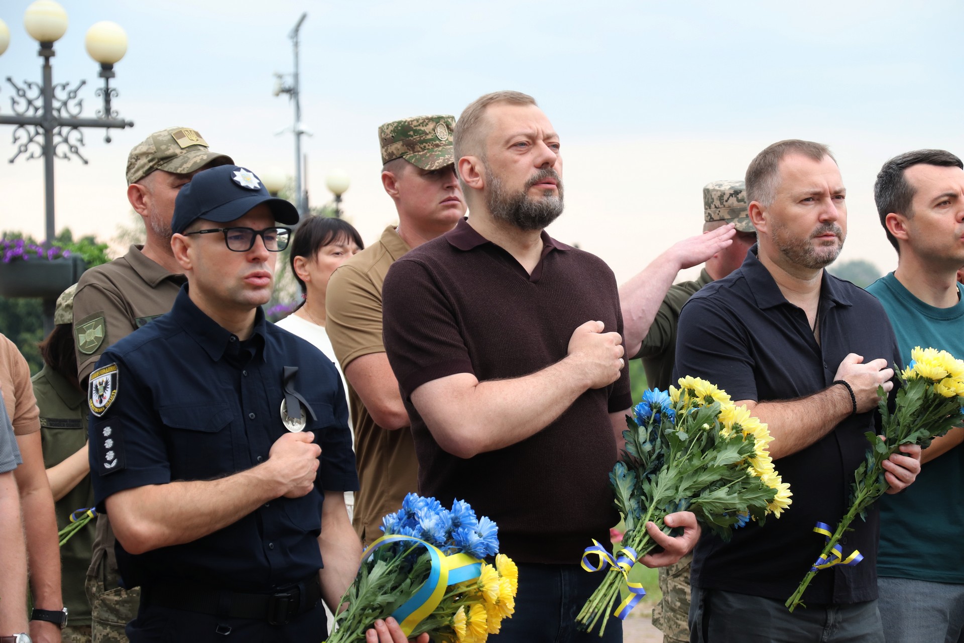 начальник Нацполіції Чернігівщини Іван Іщенко, начальник Чернігівської ОВА В'ячеслав Чаус та його заступник Дмитро Синенко 