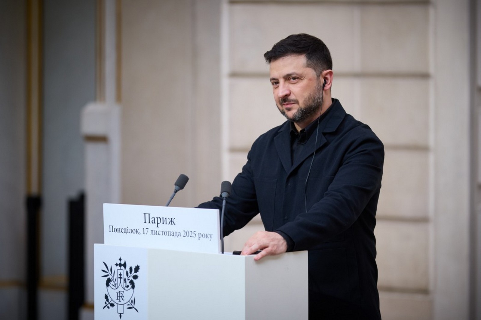 Володимир Зеленський: Будемо разом збільшувати промисловий і технологічний потенціал України та Франції